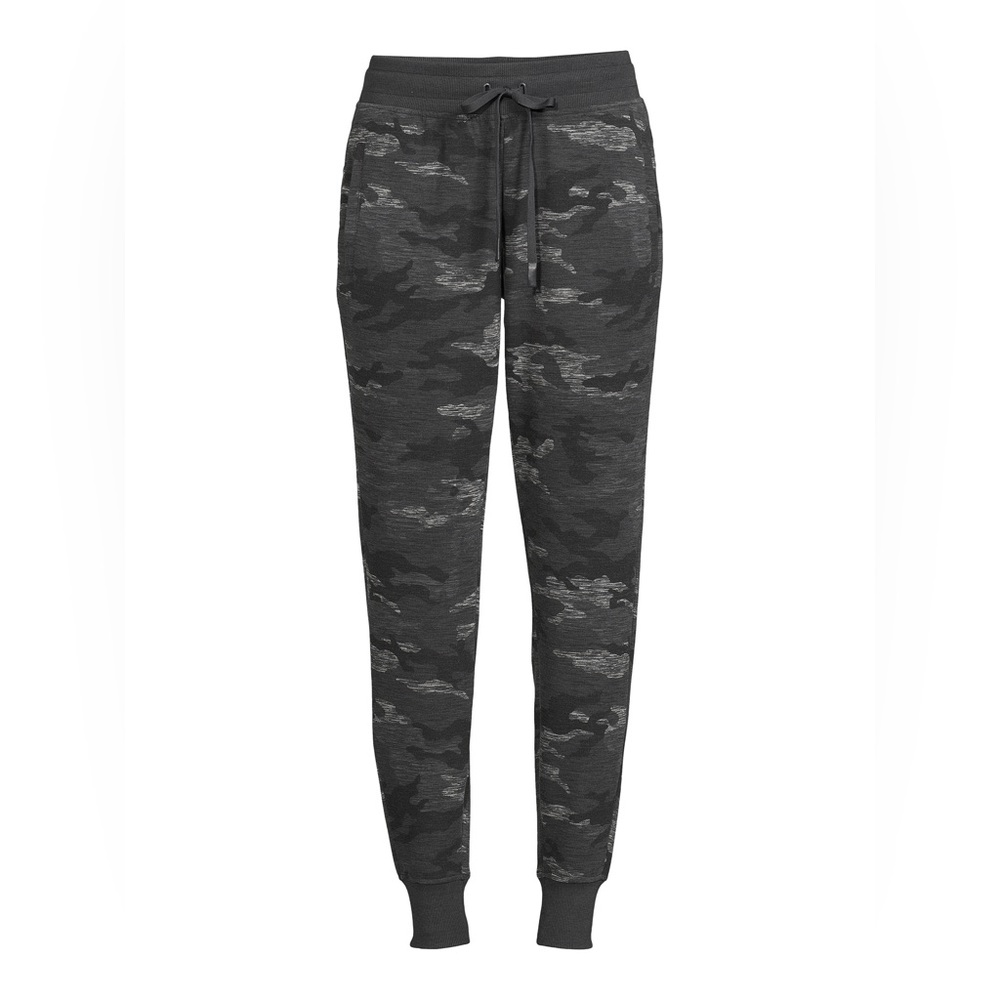 Black camo women’s joggers soft